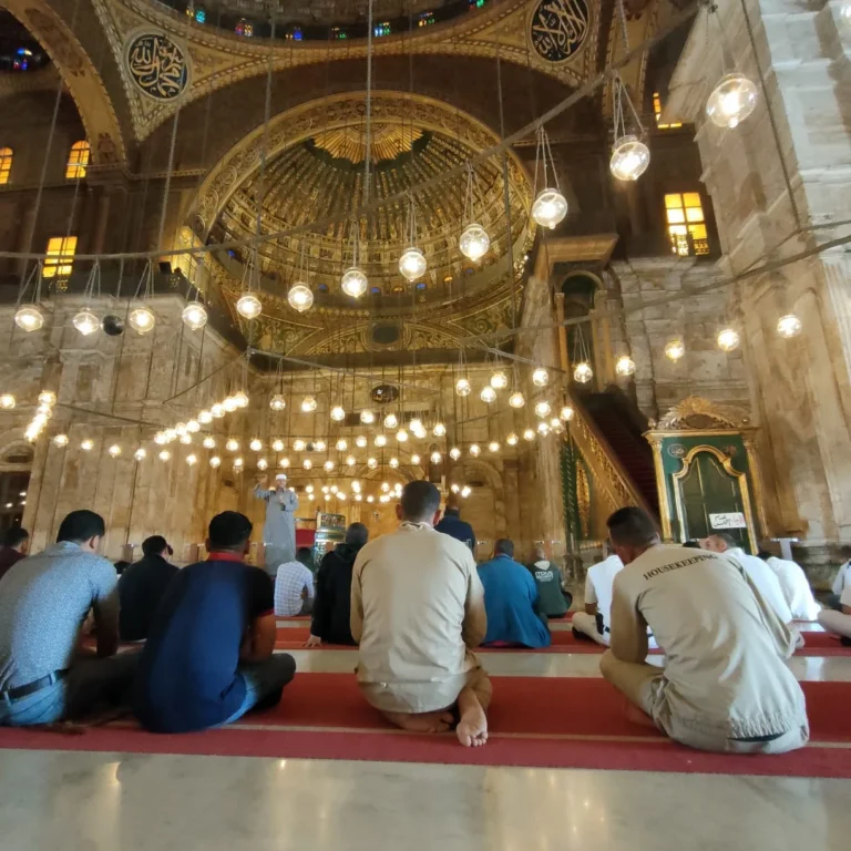 سنن وآداب مستحبة في يوم الجمعة