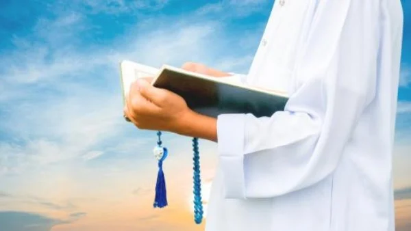 حكم الجهر بذكر الله بين الفقهاء