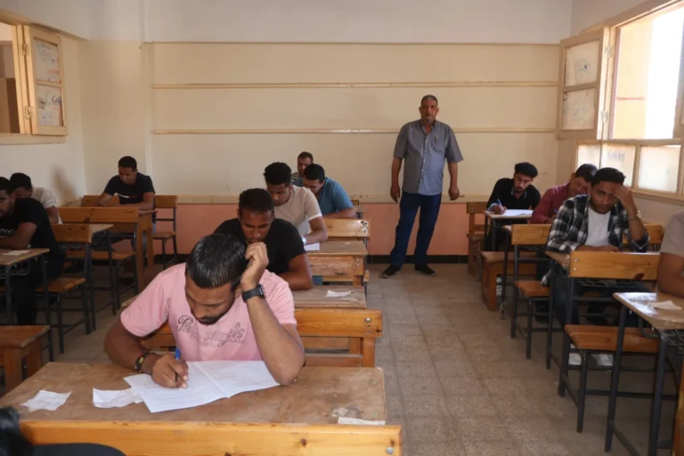 امتحانات الدبلومات الفنية بكفر الشيخ: انتظام وتحضيرات متكاملة