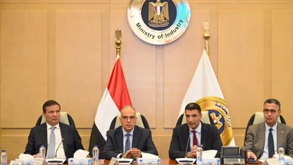 وزارات تضع خطة شاملة لتعزيز صناعة الغذاء والمياه