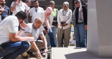 الفلسطينيون يؤدون صلاة الجمعة في أراض مهددة بالاستيلاء