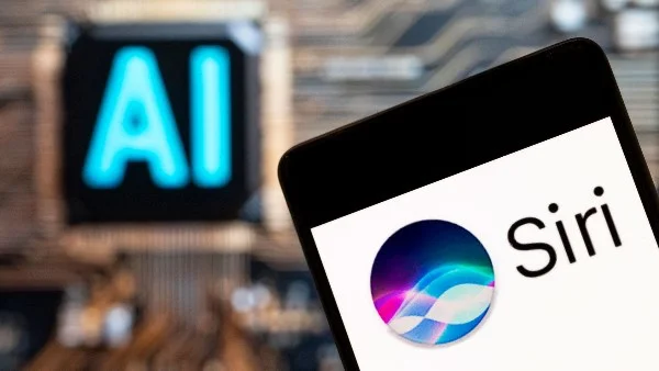 اختبارات مكثفة لخصائص مساعد آبل الذكي Siri AI