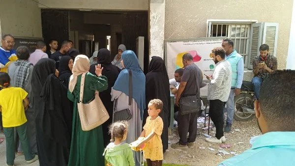 قافلة طبية تنجح في تقديم خدمات عدة في نجع حمادي