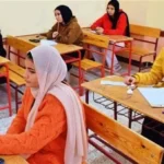 إحالة موظفة للقانون بسبب مساعدة نجلها في الامتحانات