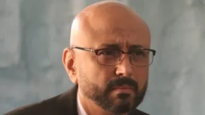 جمال يوسف ناظر مدرسة في "أندر إيدج" الجديد