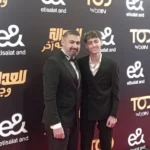 ياسر جلال ونجله في العرض الخاص لمسلسل «للعدالة وجه آخر»