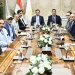 وزيران يبحثان تطوير سباقات الخيل بمصر
