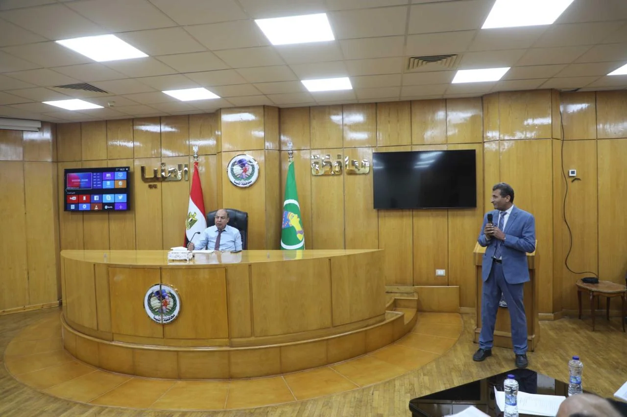 المنيا تعتمد 234 حالة تقنين جديدة بنسبة إنجاز 97%