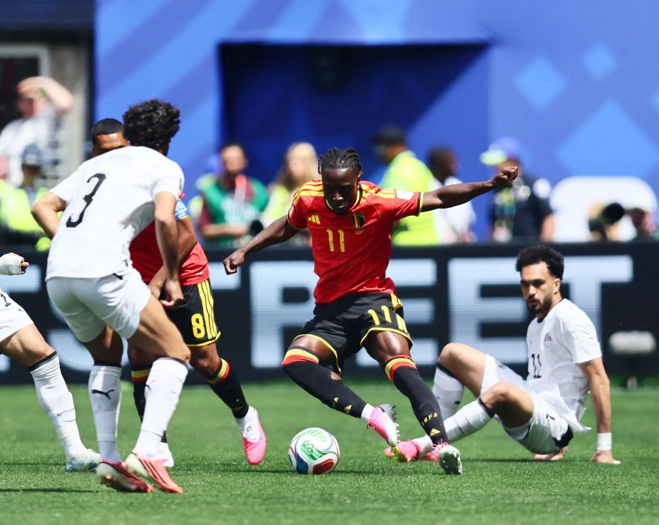منتخب مصر يتقدم على بلجيكا في كأس العالم