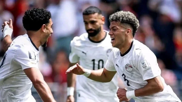 مدحت شلبي ينتقد التحكيم في مباراة مصر وبلجيكا