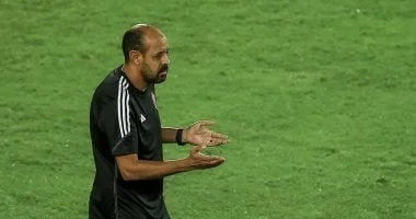 عماد النحاس بطل كأس عاصمة مصر مع النادي المصري