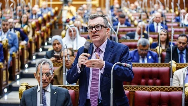 وزير التخطيط يتعهد بشفافية لتنفيذ خطة 2026/2027
