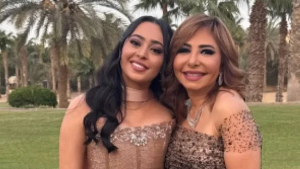 لميس الحديدي تحتفل بعيد ميلاد خطيبة نجلها نور