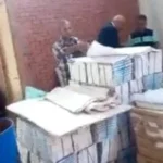 ضبط 60 ألف مطبوع تجاري غير مصرح به في القاهرة