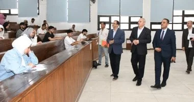 متابعة امتحانات الزراعة والعلوم في جامعة قناة السويس