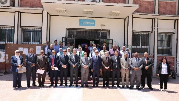 ملتقى وظيفي في كلية التربية بجامعة قنا