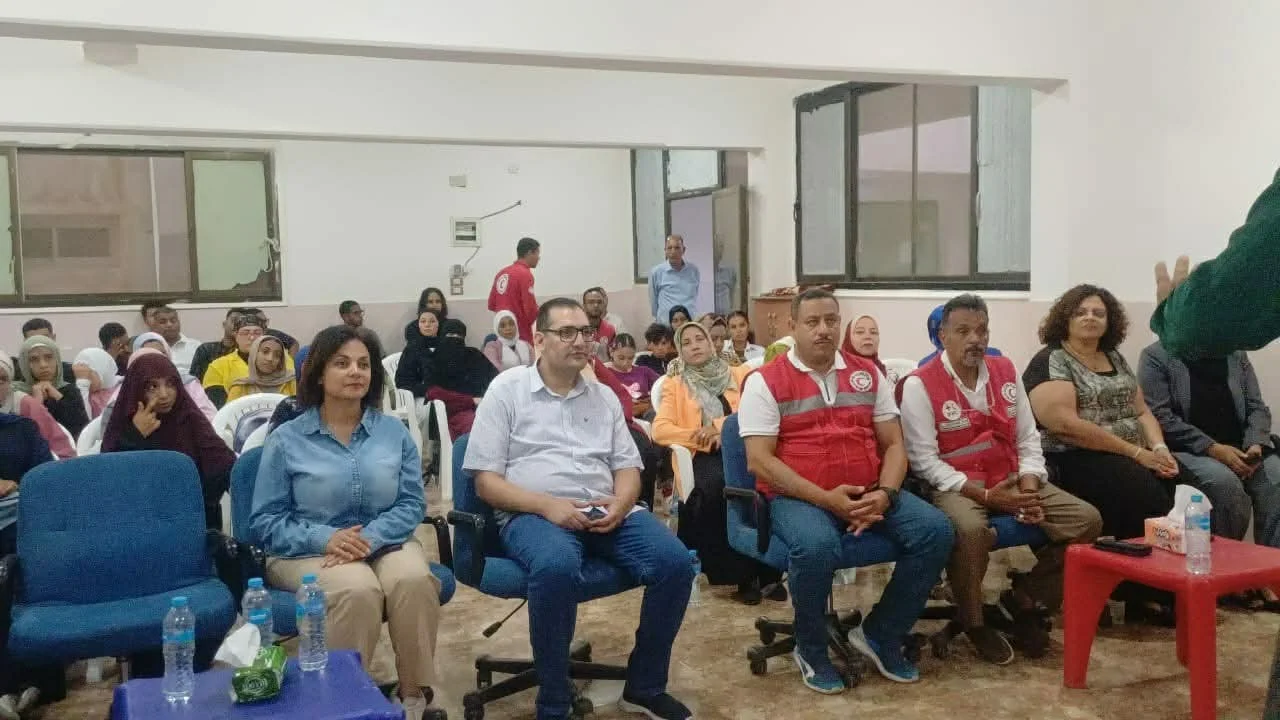 انطلاق مبادرة "في بيتنا مسعف" بالهلال الأحمر بالغردقة