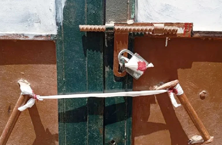 إغلاق محال وغرامات في الإسكندرية لضبط مواعيد الغلق