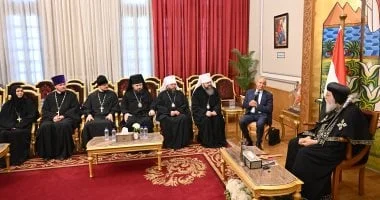 البابا تواضروس يستقبل وفدًا من الكنيسة الروسية