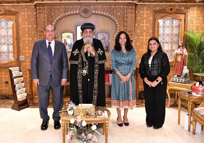 البابا تواضروس يناقش تعزيز السياحة والمعرض القبطي في روسيا