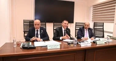 النواب يناقش حقوق العاملين بالصناديق الخاصة بأسوان