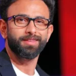 إبراهيم فايق يشجع منتخب الجزائر أمام الأرجنتين في المونديال