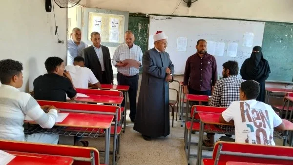 متابعة امتحانات الثانوية الأزهرية بالقصاصين