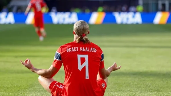 هالاند يتألق في كأس العالم ويقود النرويج للفوز