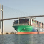 عبور السفينة العملاقة CMA CGM VENDOME قناة السويس