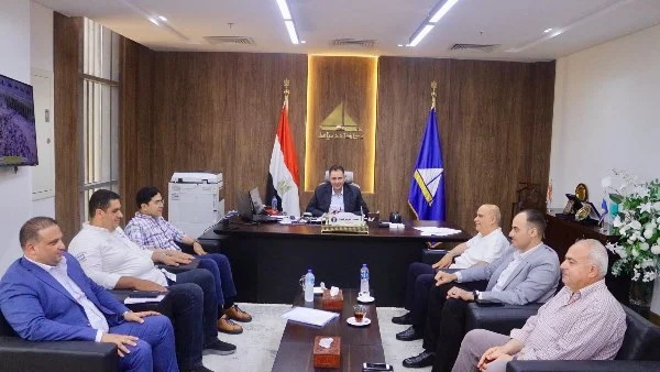 لقـاء محافظ دمياط مع النواب لبحث مطالب المواطنين