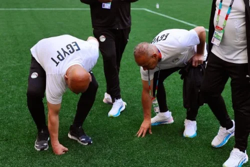 منتخب مصر يتفقد ملعب مرسيدس بنز قبل مواجهة الأرجنتين