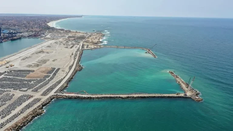 ميناء الإسكندرية الكبير.. 12 عاماً من التطوير