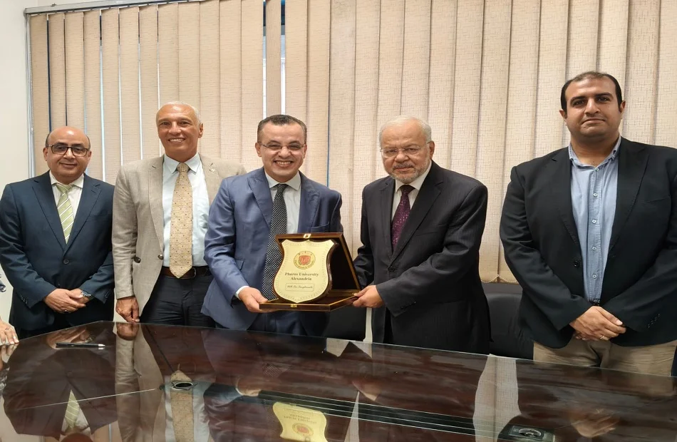 بروتوكول تعاون بين القومي للترجمة وجامعة فاروس