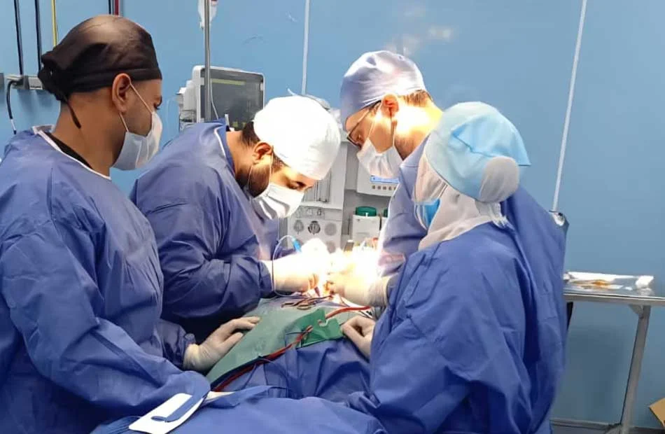 إنقاذ مريض بإجراء جراحي عاجل بمستشفى أجا المركزي
