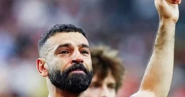 اجتماع محمد صلاح بلاعبي منتخب مصر بعد الخروج من كأس العالم