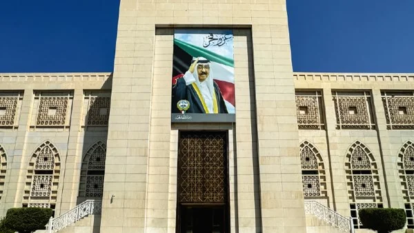 الكويت تدين الاستهداف الإيراني لناقلة سعودية