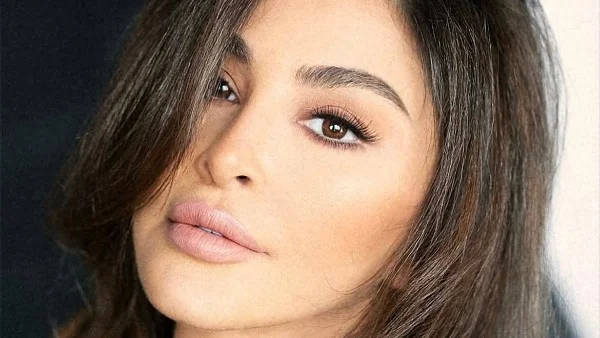 إليسا تحيي حفلات مهرجانات بيروت وجرش