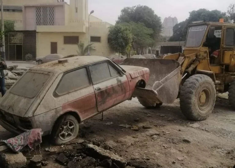 جهود المرور في رفع السيارات المتروكة والمتهالكة