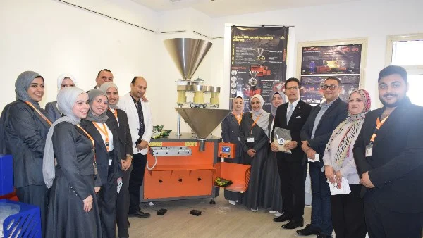 مناقشة مشروعات تخرج التصميم الصناعي بجامعة بنها