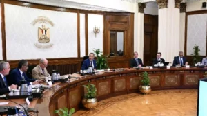 رفع مساهمة الطاقة المتجددة إلى 45% خلال عامين
