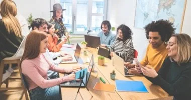 شروط تعاقد الحكومة مع التخصصات النادرة