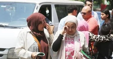 مراجعة طلاب الثانوية العامة للفيزياء والتاريخ قبل الامتحانات