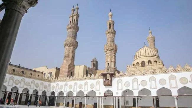 الأزهر ينفي إحراق صلاح الدين لمكتبة القصر الفاطمية