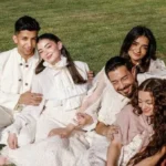 ظهور عائلي جديد لأحمد زاهر يشيد به الجمهور
