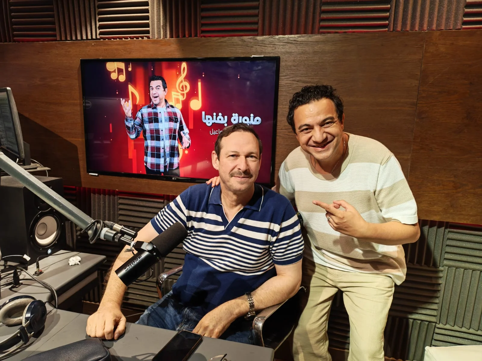 أيمن الشيوي: شغفي بالفن رغم مؤهلات الطب وافتتاح مسرح مصر قريباً