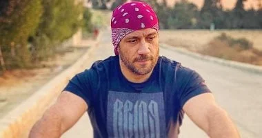 مي كمال الدين تعلن انفصالها عن أحمد مكي رسمياً
