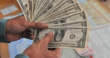 ضبط 6 ملايين جنيه من العملات الأجنبية قبل بيعها بالسوق السوداء