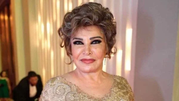 صفية العمري تكشف تفاصيل صفع صلاح السعدني لها في "ليالي الحلمية"