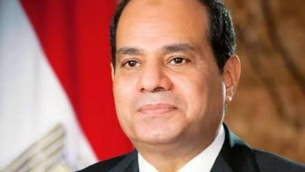 السيسي يستقبل بعثة منتخب مصر في العلمين