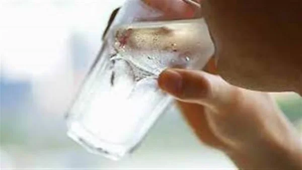 تأثير شرب الماء المثلج في حرارة الصيف